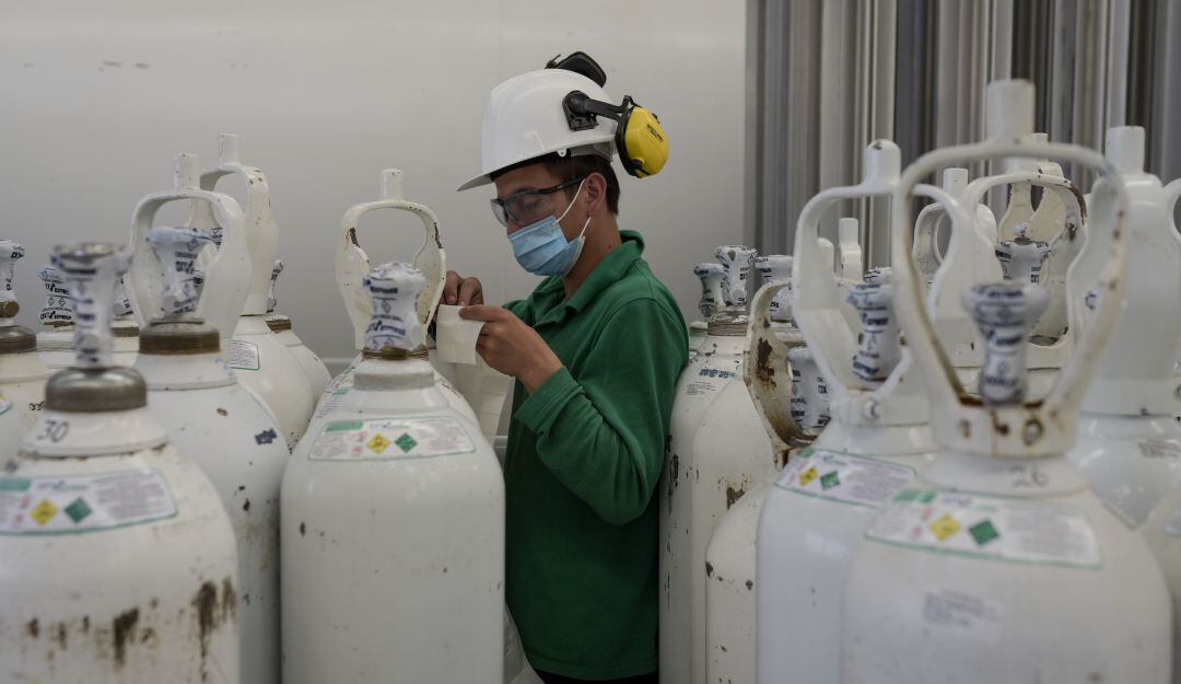 El consumo de oxígeno medicinal en Colombia reportó un aumento del 92% entre los meses de diciembre de 2020 y febrero de 2021