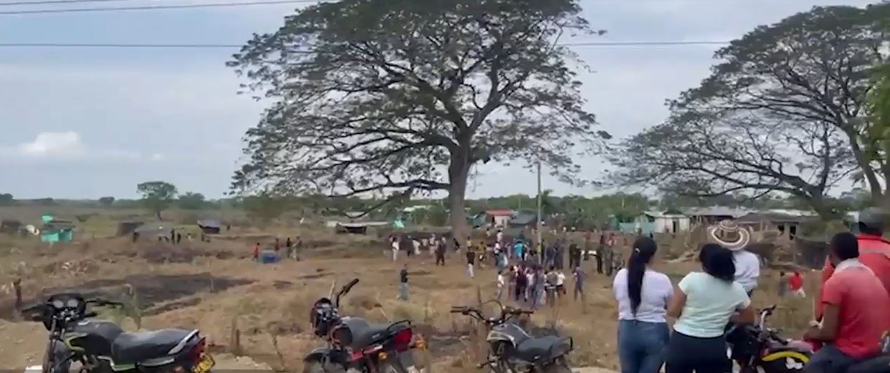 Finca invadida en Nechí - Foto pantallazo video Alejandro Tirado