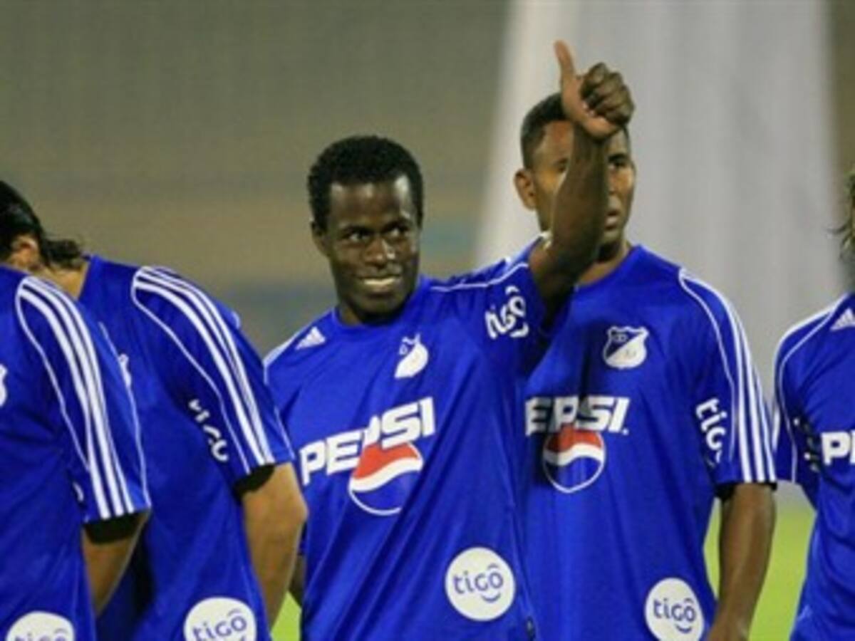 Millonarios goleó 3-0 al Medellín y se mantuvo en los cuadrangulares