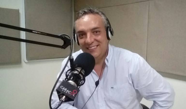 Roberto Jairo Jaramillo según la gobernación está inhabilitado porque su hermana fue secretaria de familia