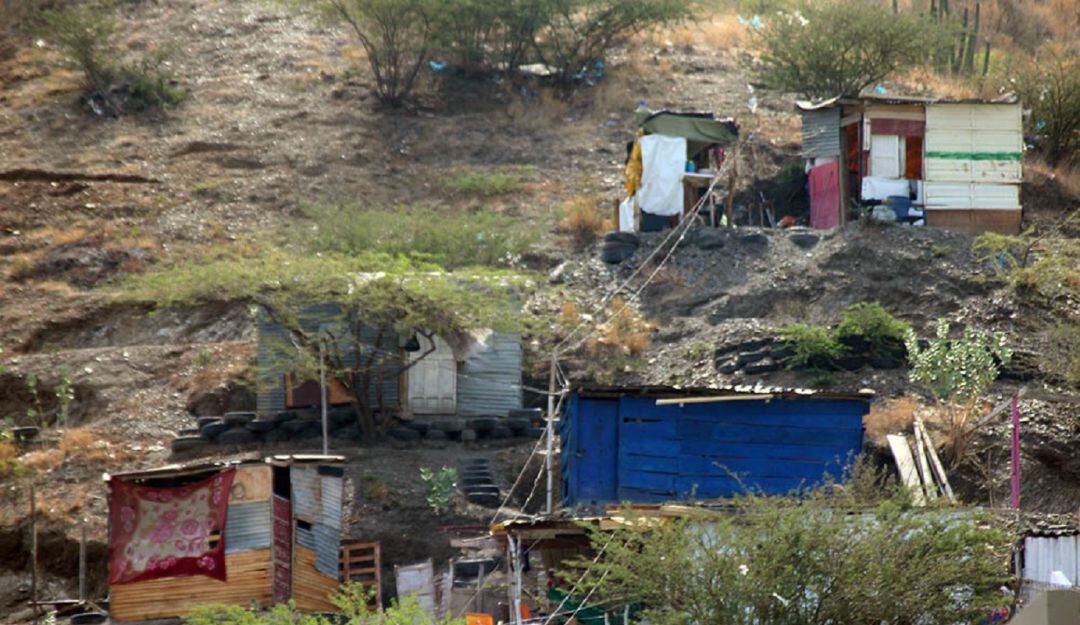 Familias invaden terrenos en el municipio de Teorama