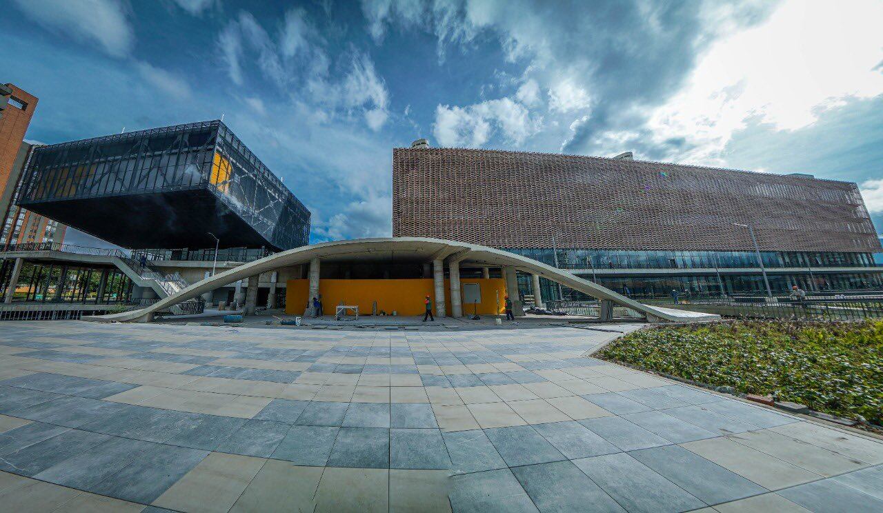 Tras un año de espera, el nuevo Comando de la Policía de Bogotá sigue vacío y sin funcionar