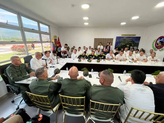 Reunión gobernadores y alcaldes fronterizos en Tienditas/Foto Cortesía Corponor