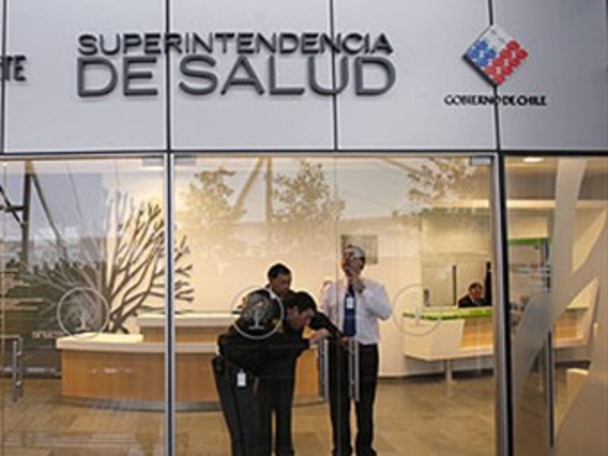 Contraloría da ultimátum a SuperSalud con temas de SaludCoop y Caprecom