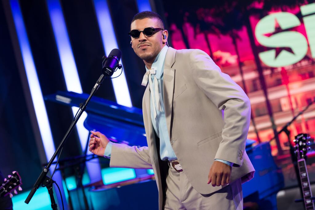 MIAMI BEACH, FLORIDA- APRIL 11: Colombian singer Manuel Medrano visits SiriusXM Studios on April 11, 2024 in Miami Beach, Florida  (Photo by Jason Koerner/Getty Images)
