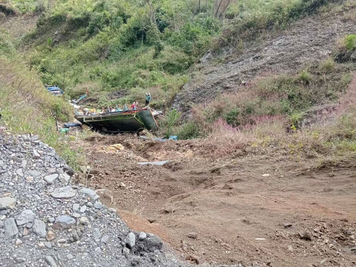 Chiva accidentada en Ituango- foto cortesía