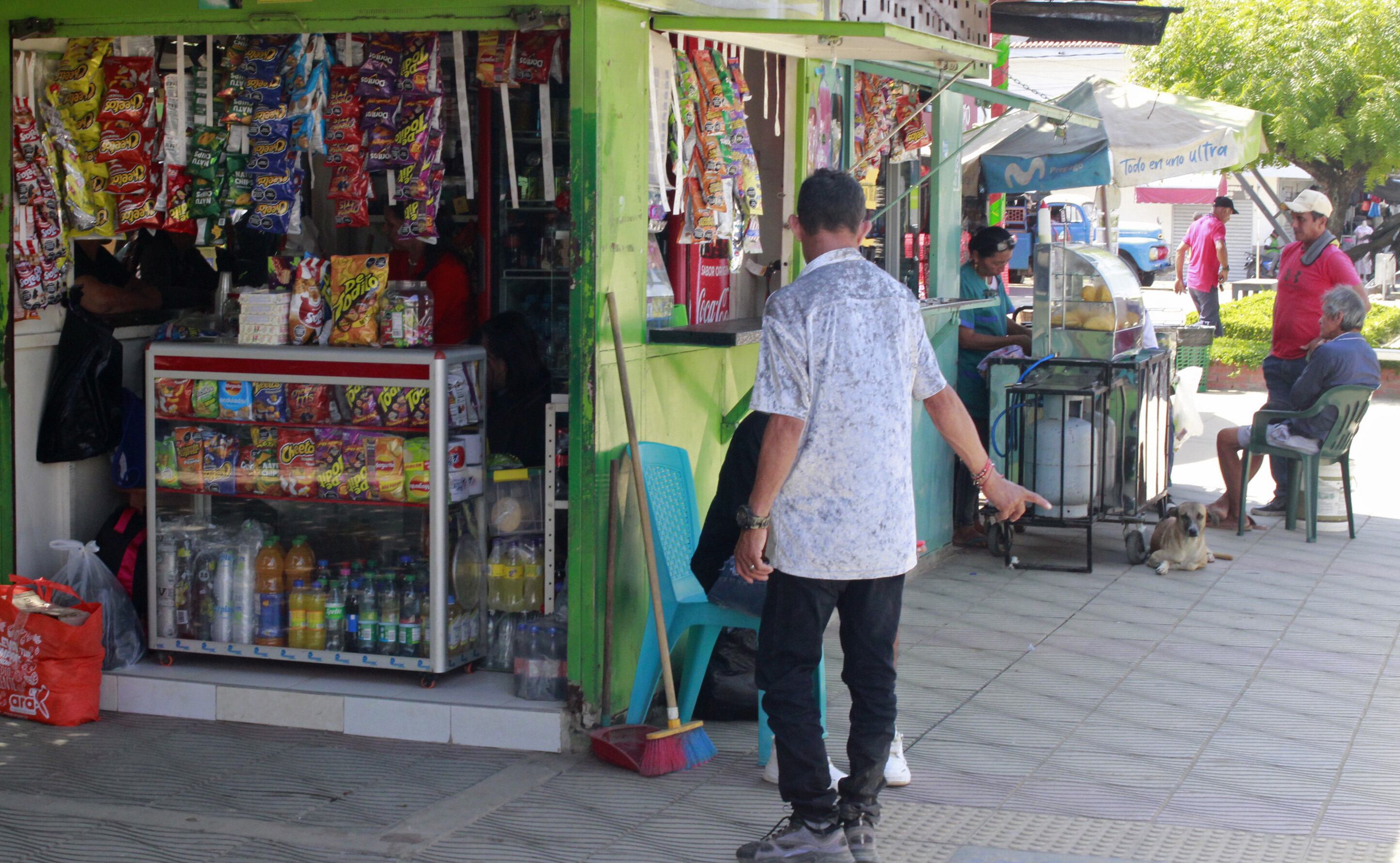 Comercios en los municipios del Catatumbo / Foto: EFE/ Mario Caicedo