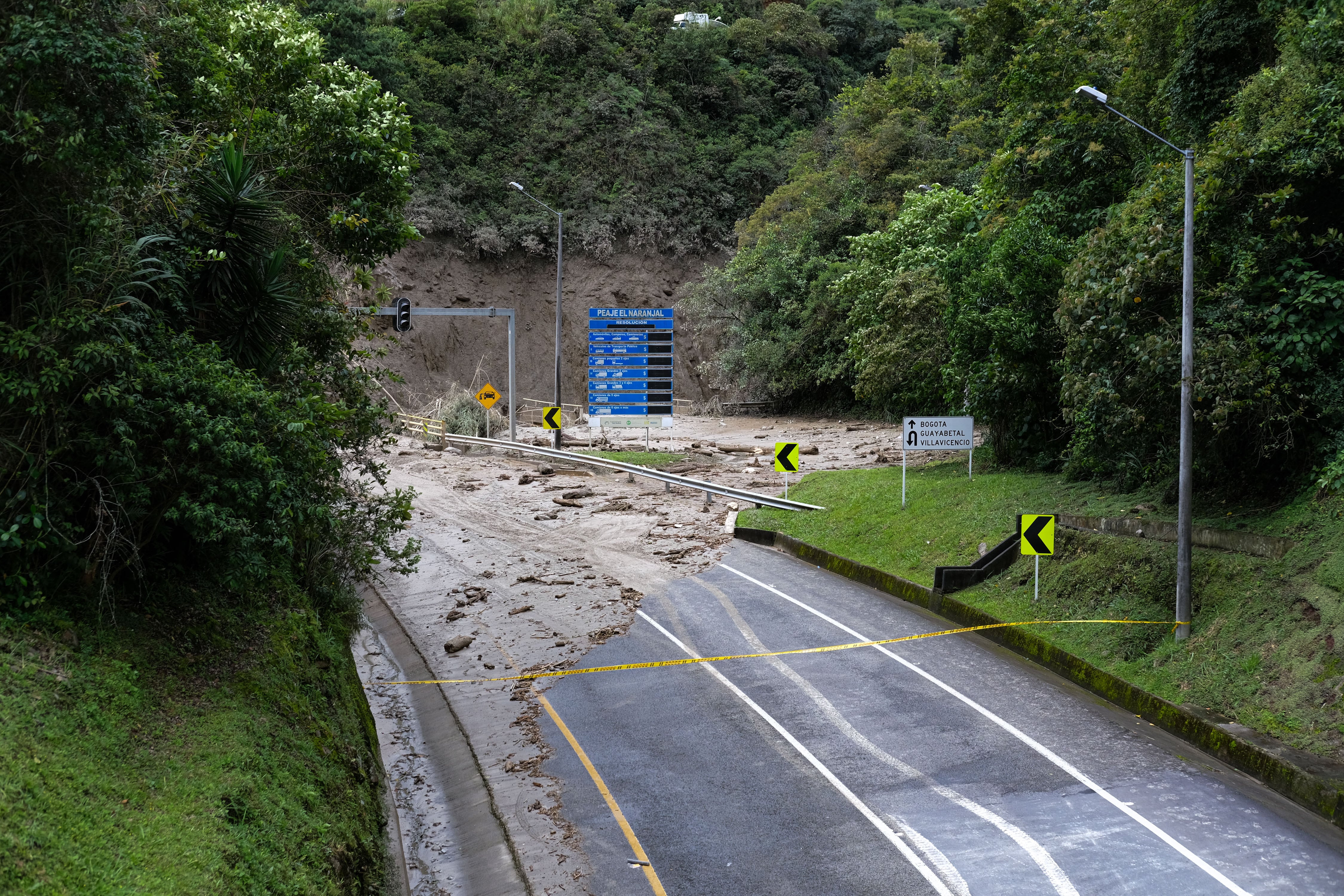 La entrada de la zona de la caseta de peaje Naranjal entre Bogotá y Villavicencio. (Foto por: Mario Toro Quintero/Long Visual Press/Universal Images Group vía Getty Images)
