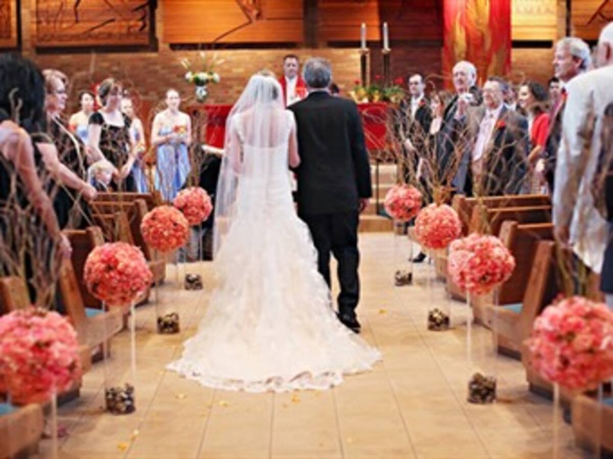 Vaticano exige una defensa vigorosa de la familia y matrimonio heterosexual