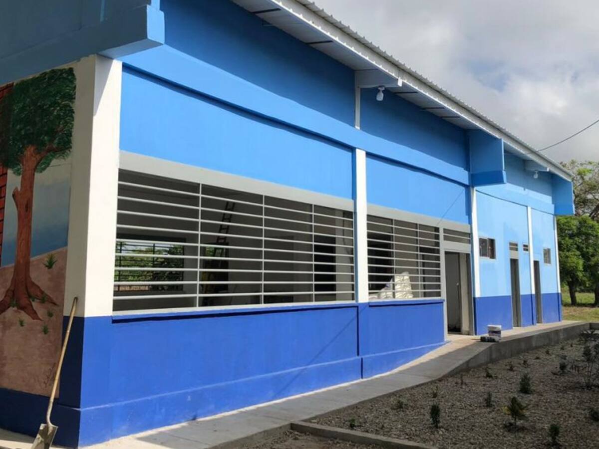 Entregan remodelada infraestructura de colegios en Mompox, Bolívar