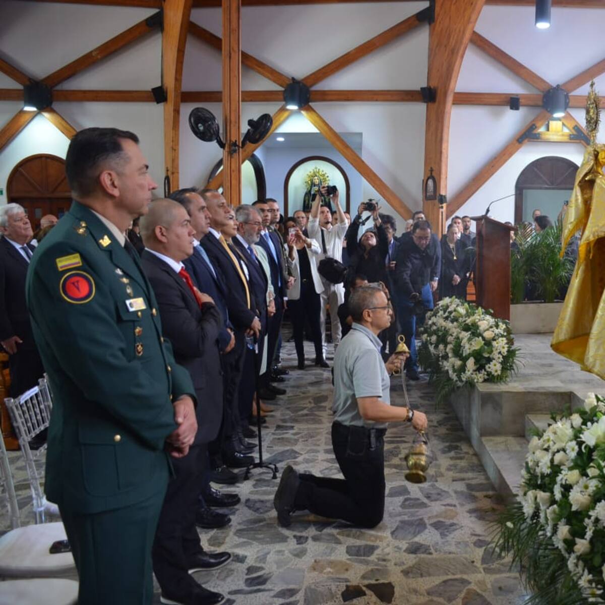 Hay que rescatar el civismo y la solidaridad: mensaje del obispo en el cumpleaños de Armenia