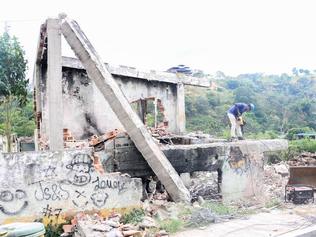Antigua escuela de Villa Luz fue demolida para construir un parque