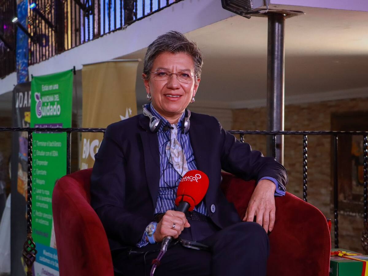 “El único logro de la ‘Paz Total’ fue revivir a las FARC”: Claudia López