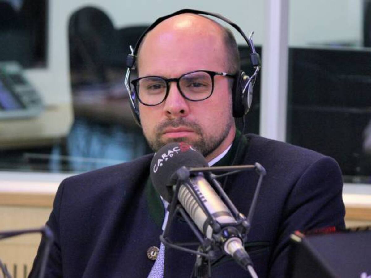 No se les está ofreciendo a las Farc lo que les interesa: Pombo