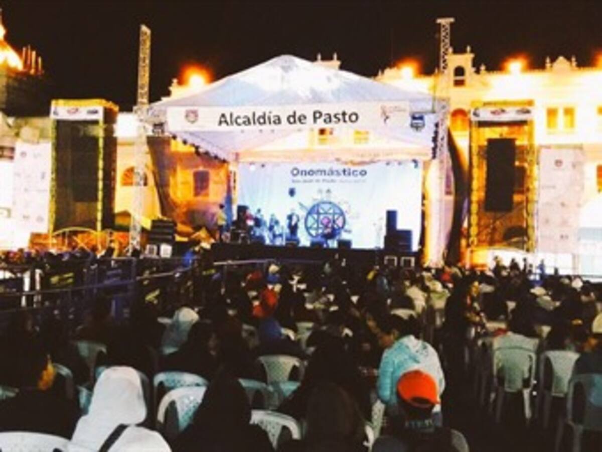 Serenata a Pasto en su onomástico