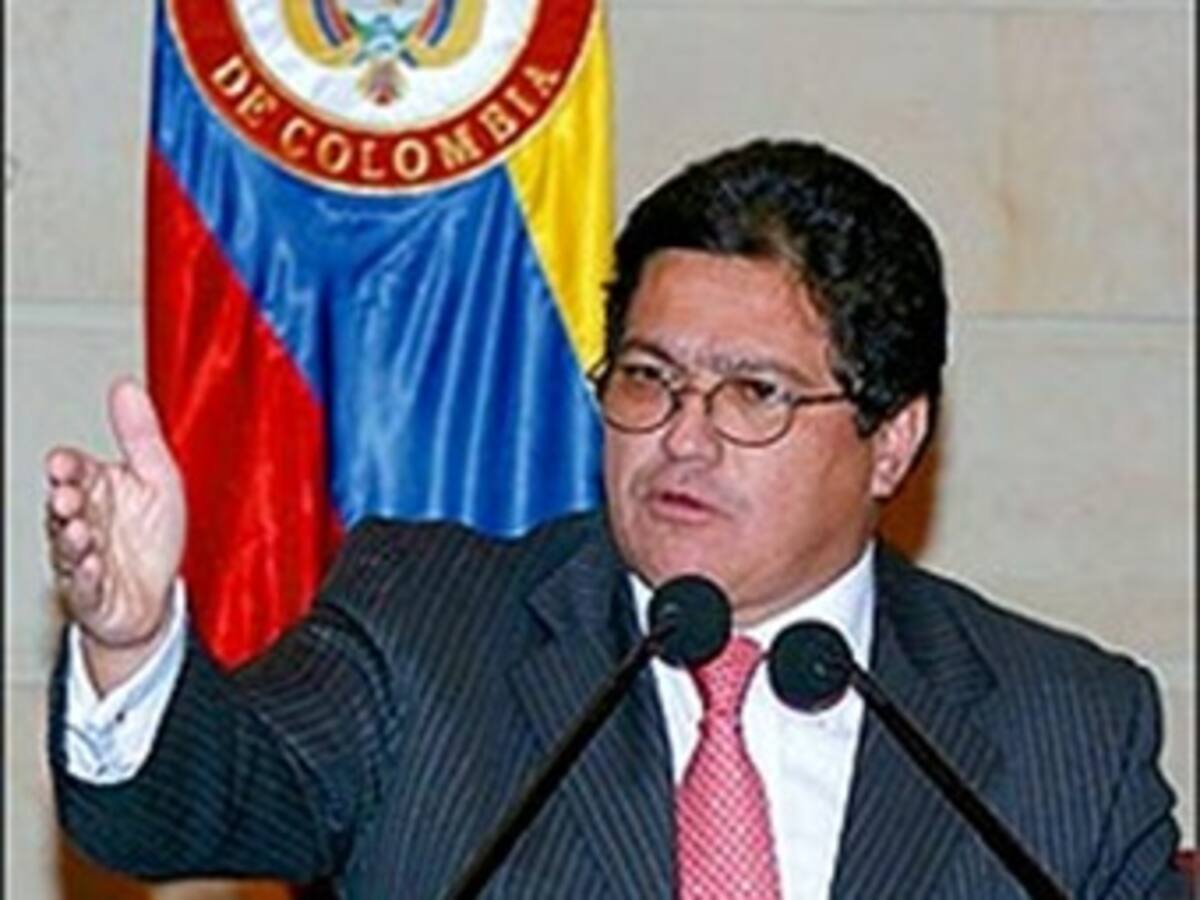 Héctor Heli Rojas será precandidato liberal. Juan Fernando Cristo no irá a la consulta
