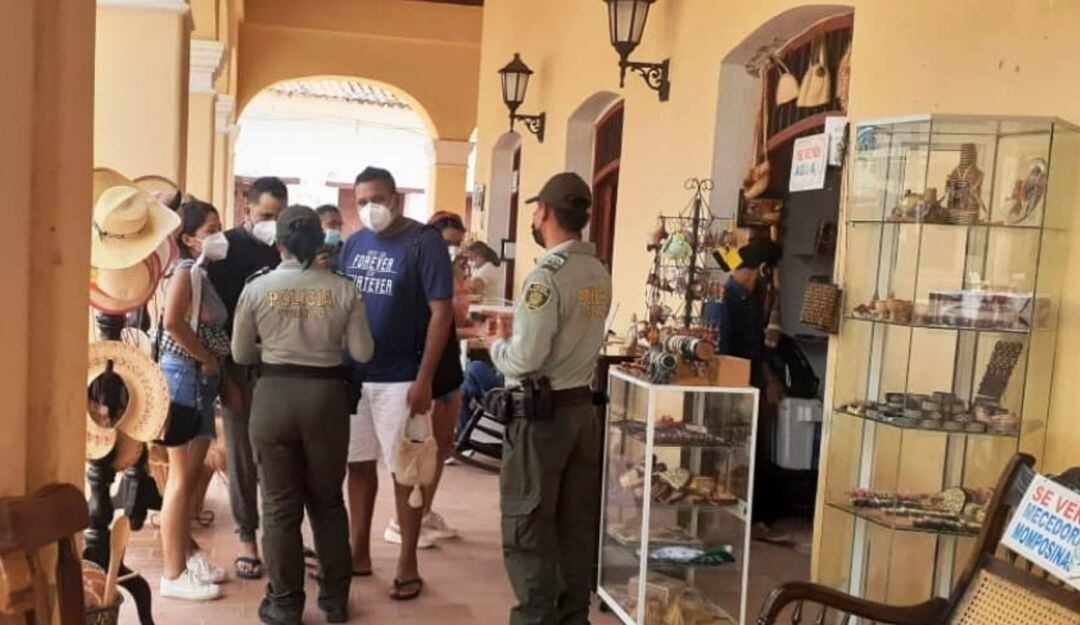 En la actividad fueron sensibilizados cerca de 150 personas, para denunciar comportamientos que afecten menores de edad