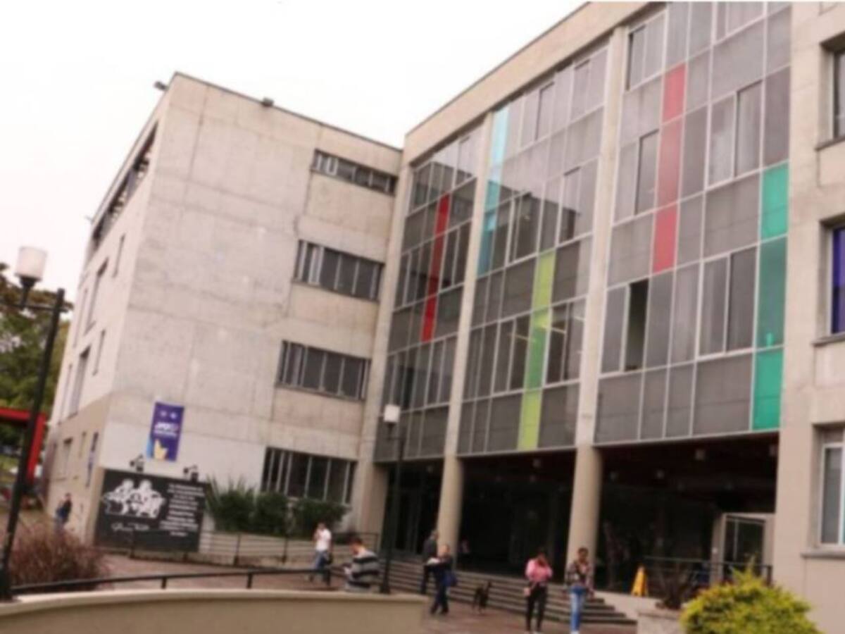 U de Caldas recibió patente por crear un dispositivo para el examen de mama