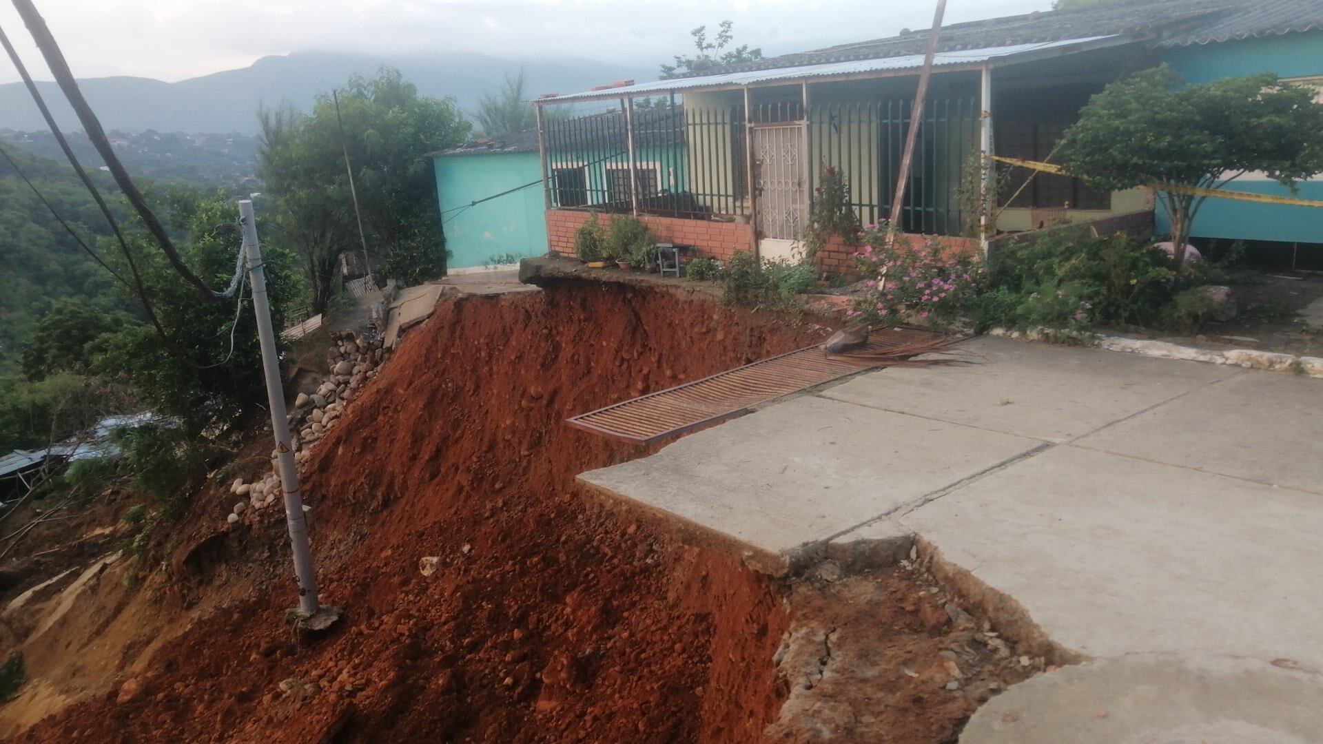 Damnificados por lluvias en Doña Nidia Cúcuta. Foto Caracol Radio Cúcuta
