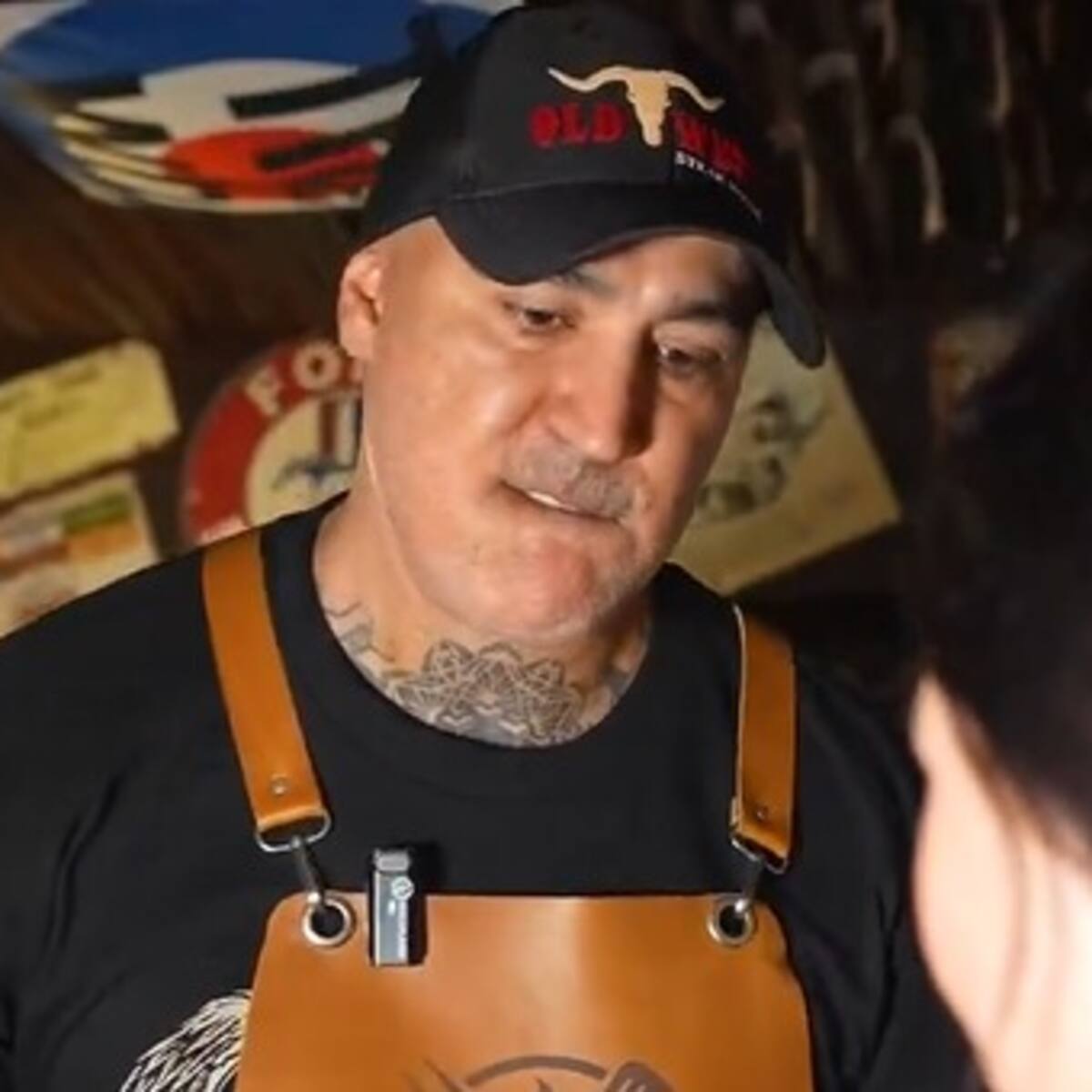 Restaurante responde por críticas a video donde incitan a la violencia contra la mujer