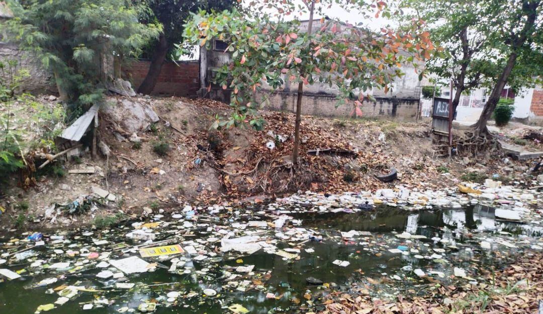 La petición fue hecha por la comunidad del sector San Antonio del barrio Olaya Herrera, donde todos los años se presentan inundaciones