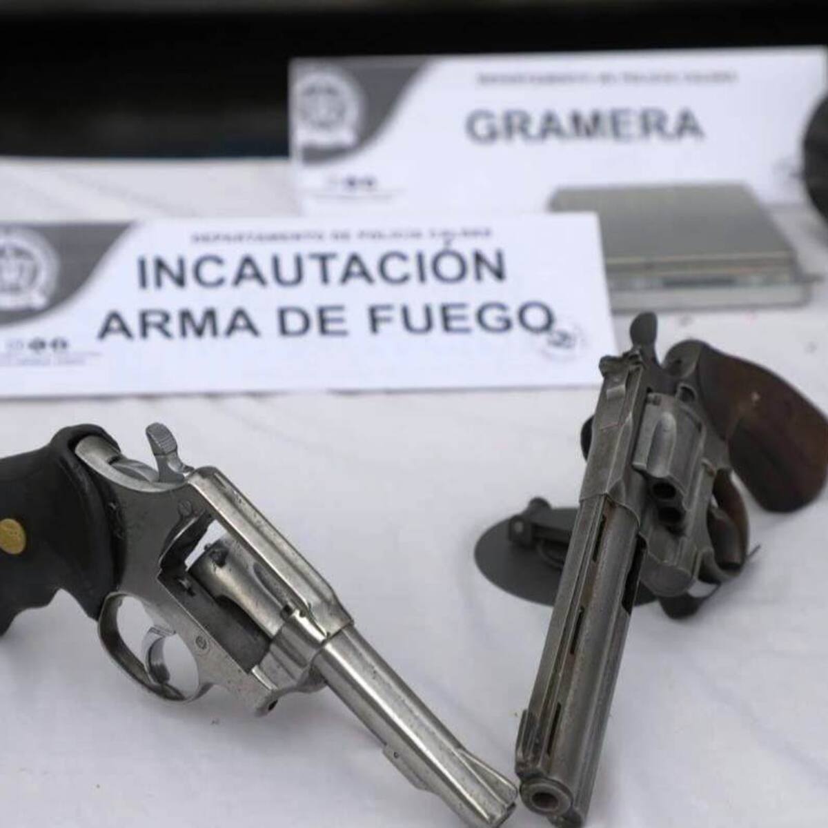 Dos armas de fuego fueron incautadas en carreteras de Bolívar por documentación vencida