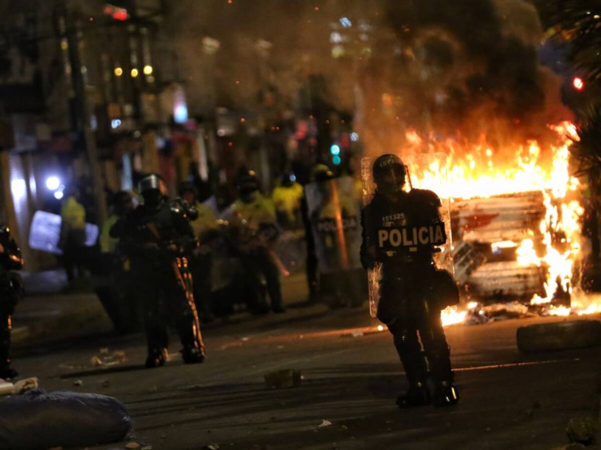 Claudia López criticó a MinDefensa y calificó de masacre las muertes del 9S