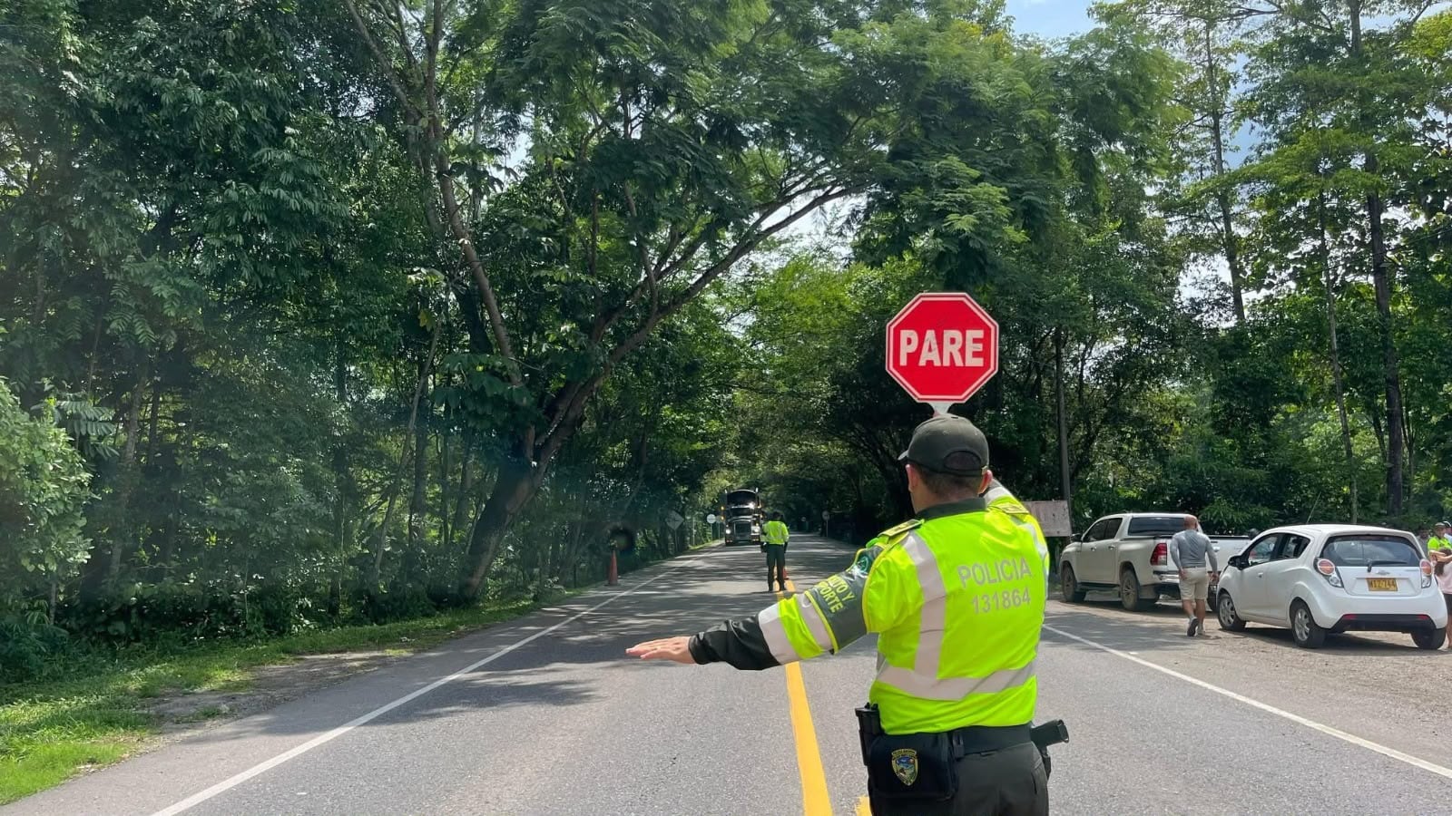 ¡Tome nota! Estos son los cierres viales en al menos 10 departamentos este puente festivo