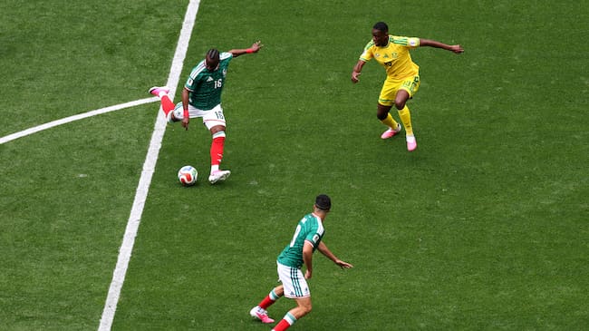 MEXICO CITY, MEXICO - JUNE 11: Julian Quinones #16 of Mexico scores his team's first goal during the FIFA World Cup 2026 Group A match between Mexico and South Africa at Mexico City Stadium on June 11, 2026 in Mexico City, Mexico. (Photo by Sean M. Haffey - FIFA/FIFA via Getty Images)