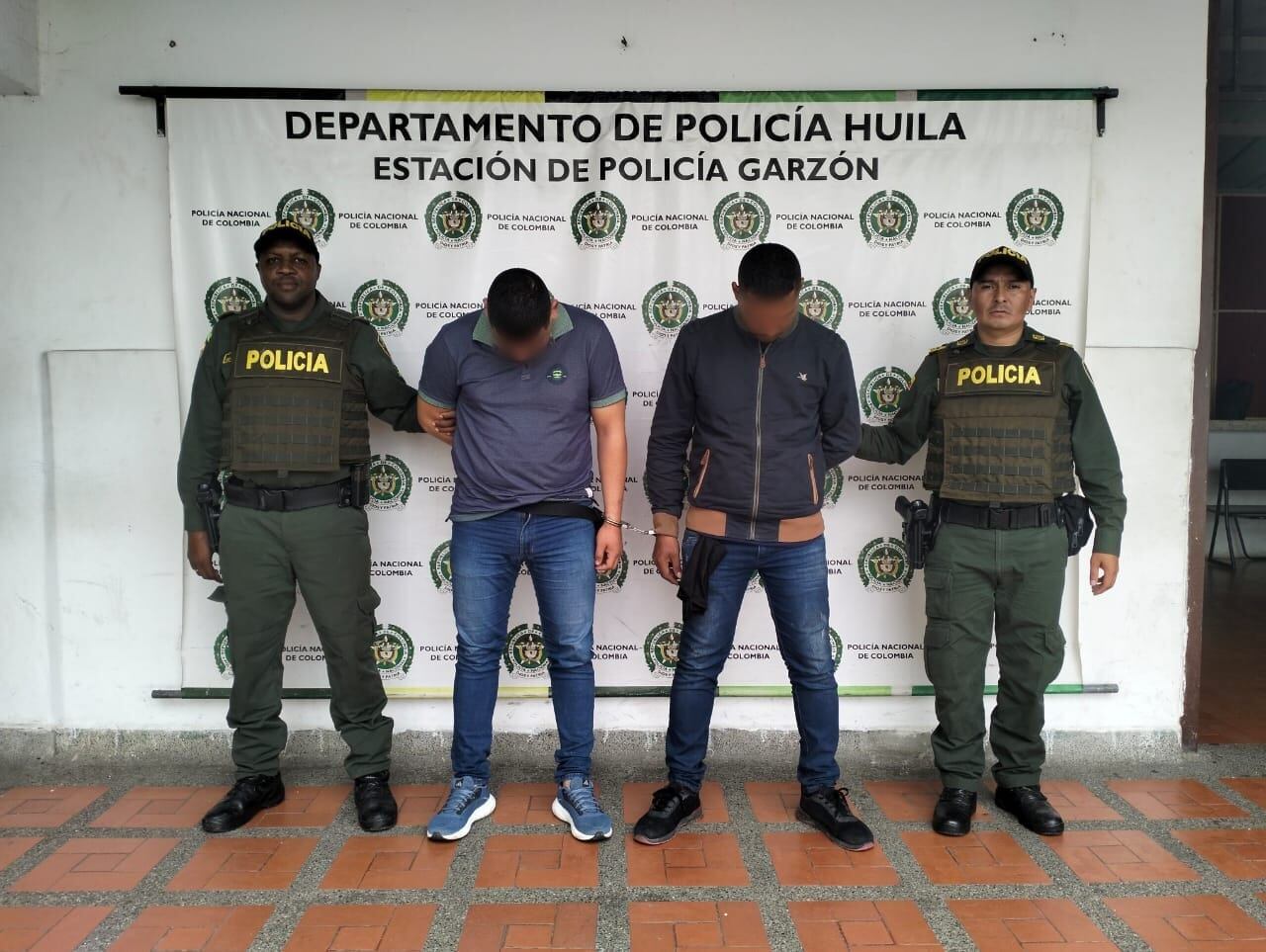 Fueron capturados la tarde de ayer dos hombres, luego de ingresar a una vivienda arbitrariamente para cobrar un dinero.