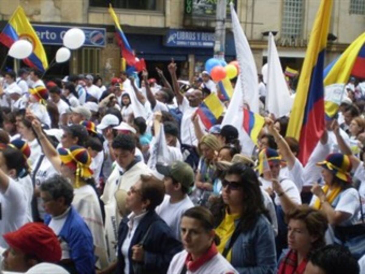 Estados Unidos respalda proceso de paz en Colombia y reitera confianza en Santos
