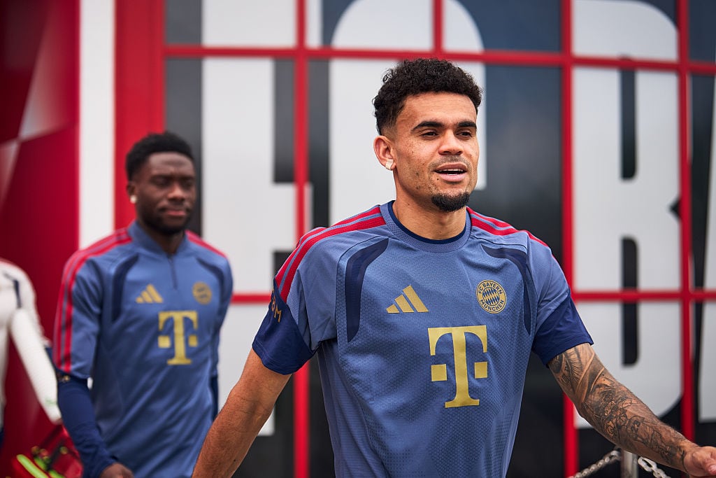 Luis Díaz en el último entrenamiento previo al juego de vuelta de las semifinales de Champions League / Getty Images