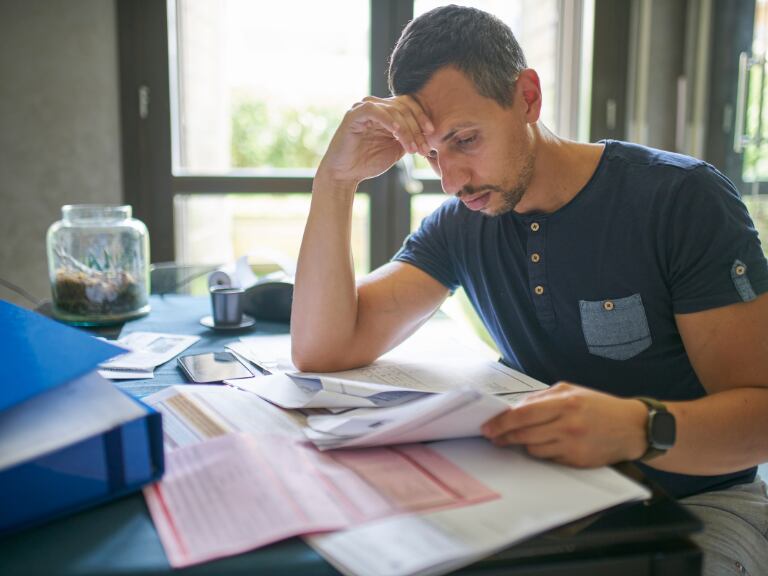 Declaración de renta por cédula en 2025: Verifique así cuándo debe declarar, explicado por la DIAN (Getty Images)