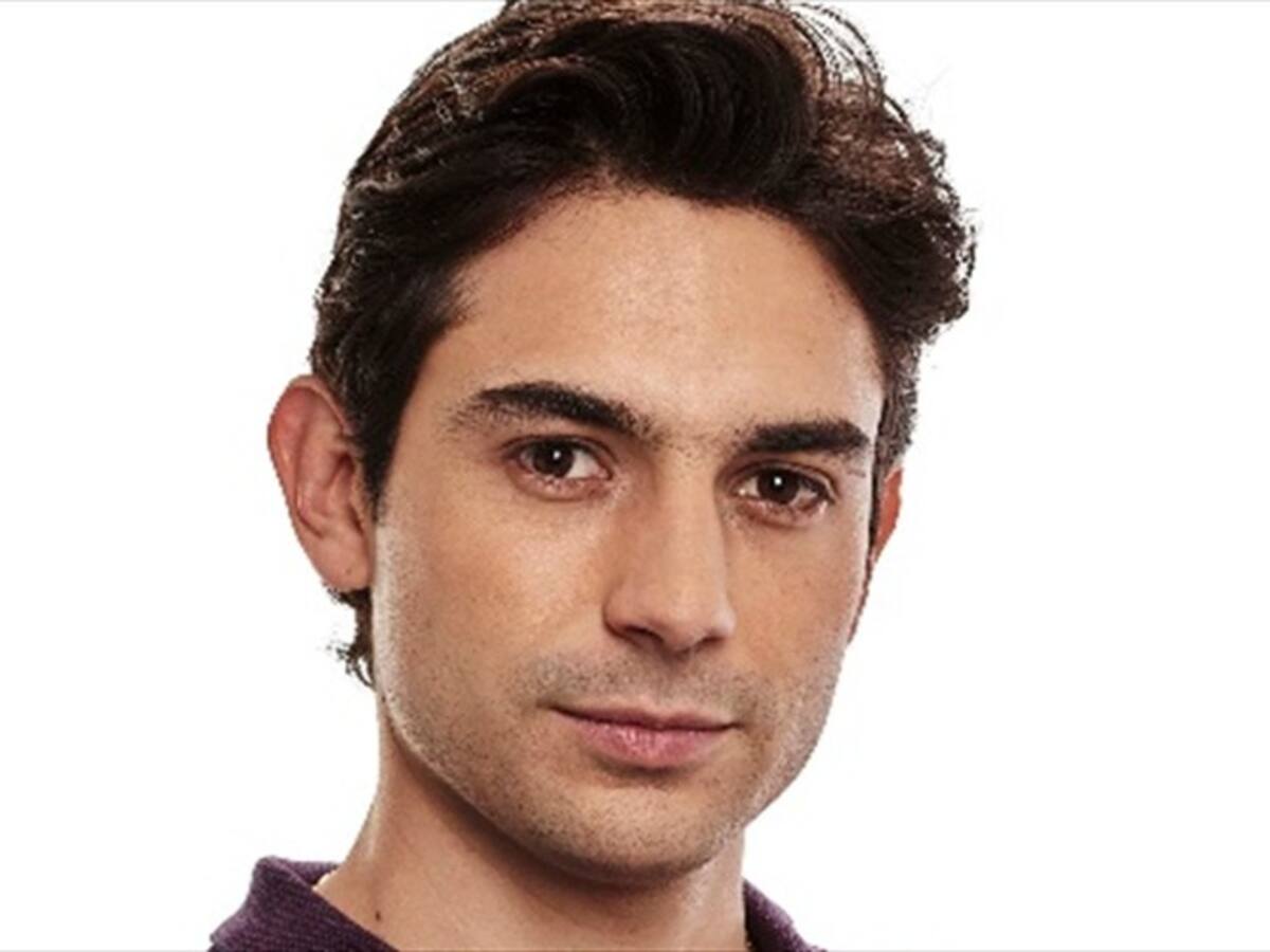 Actor de la nueva serie de Netflix “Siempre Bruja” habla sobre la producción