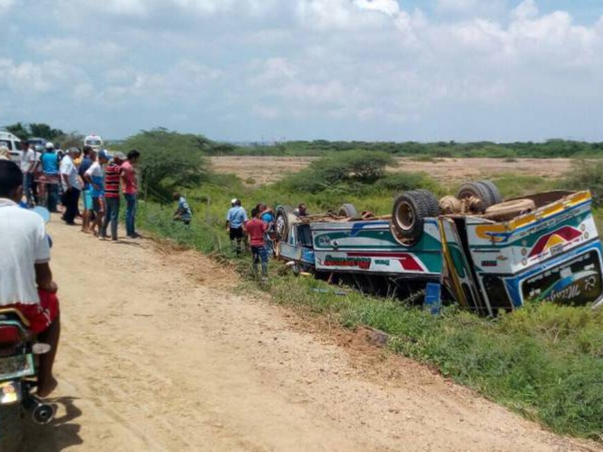 Un muerto y 20 heridos en accidente entre Palermo -SitioNuevo
