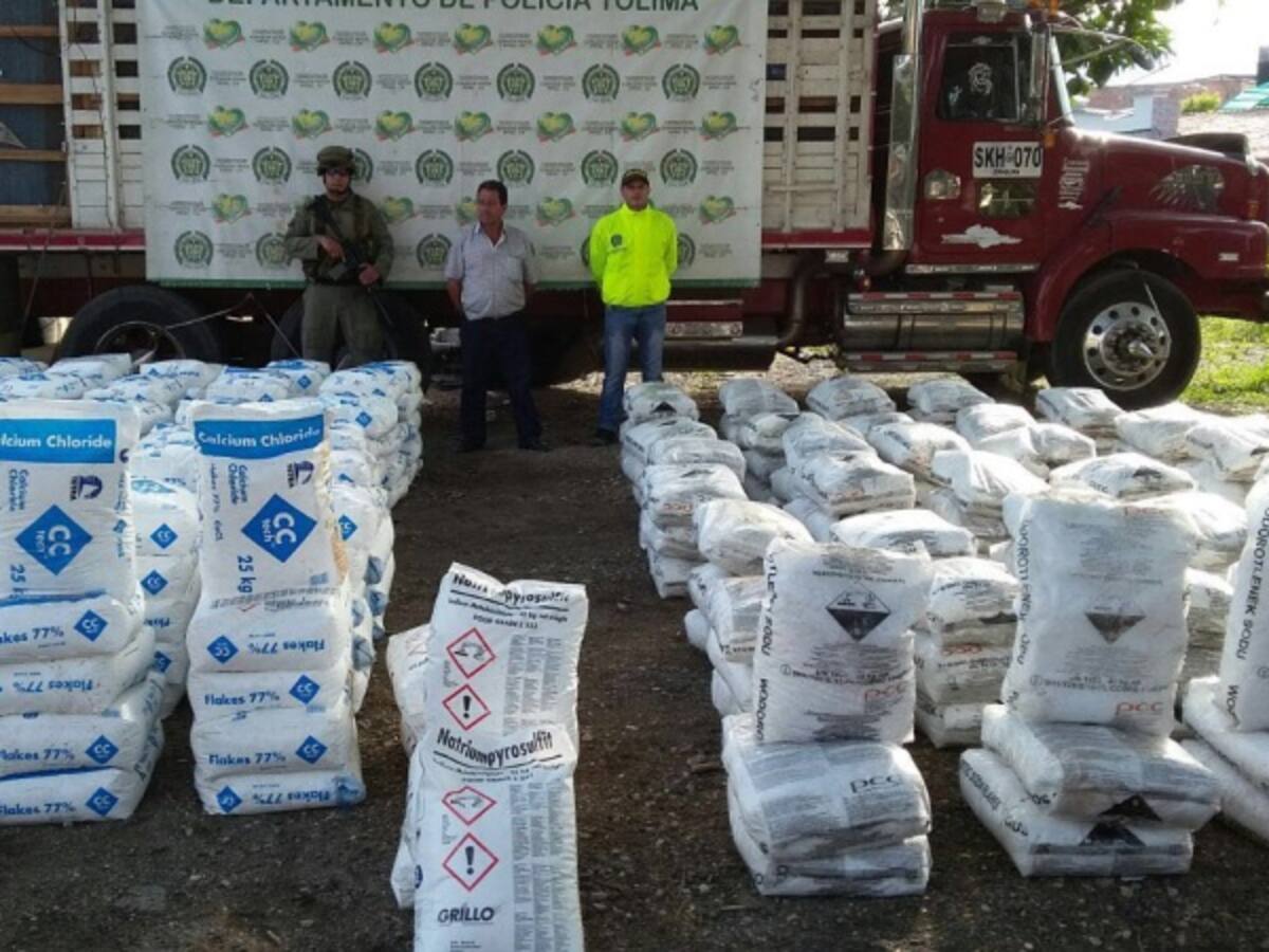 Policía incauta gran cantidad de insumos para el procesamiento de alcaloides