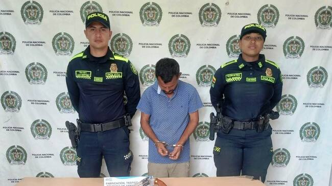 Capturan a alias "Rapi" deambulando con un arma de fuego en las calles de San Cristóbal