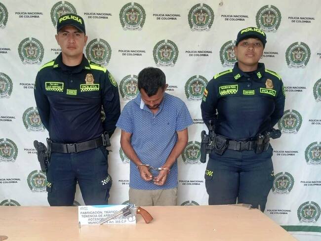 Capturan a alias "Rapi" deambulando con un arma de fuego en las calles de San Cristóbal