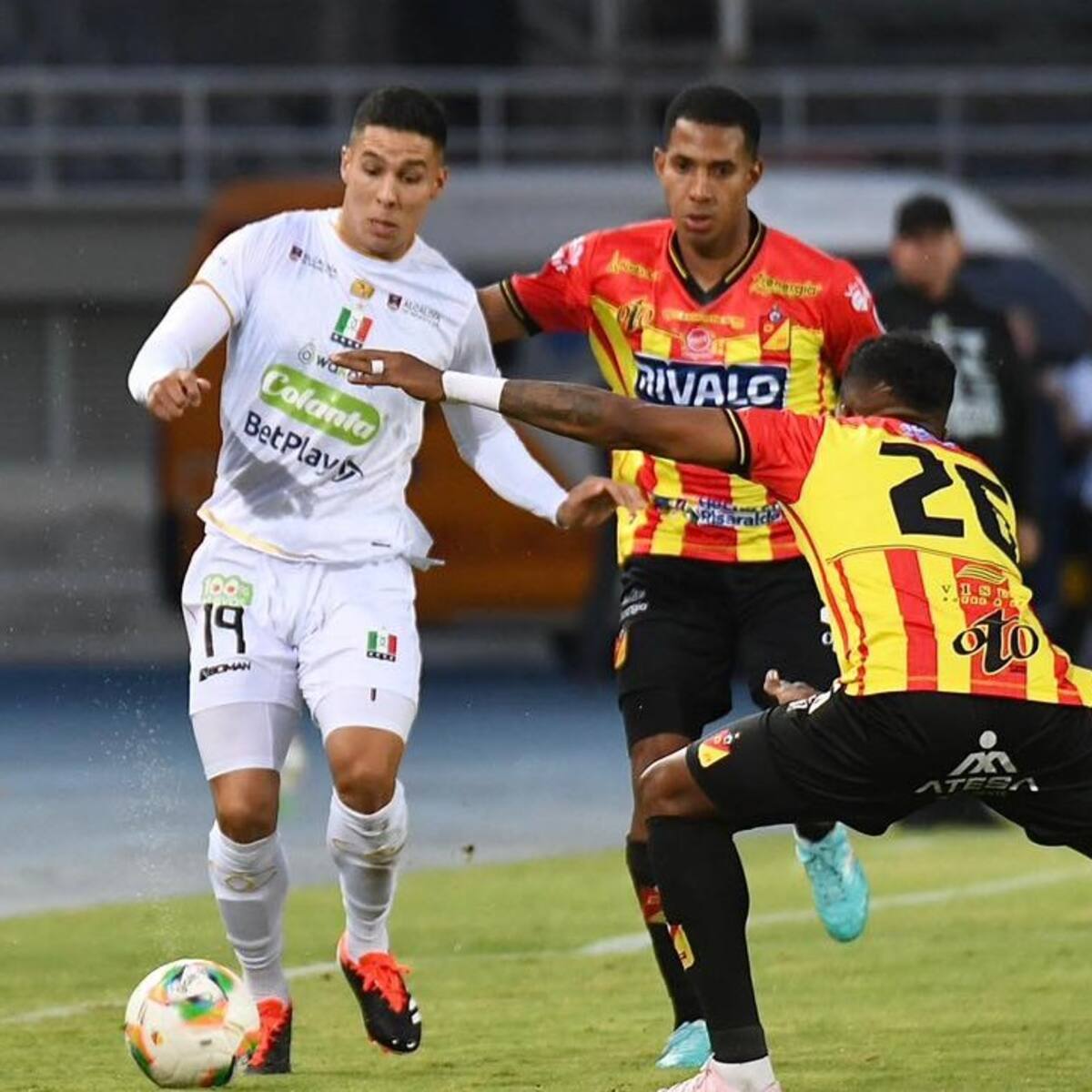 Once Caldas hizo fiesta en Pereira: victoria agónica y vuelve al liderato de la Liga