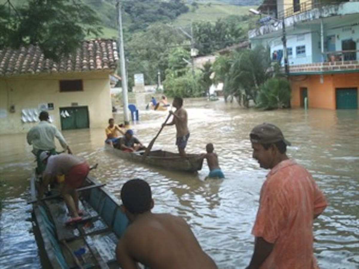 Crisis de desempleo en Bolombolo, Antioquia por recrudecimiento del invierno
