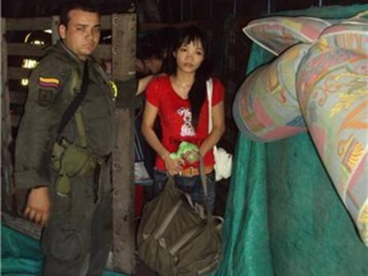 Retenidos 13 ciudadanos de nacionalidad China en vías del departamento de Caldas