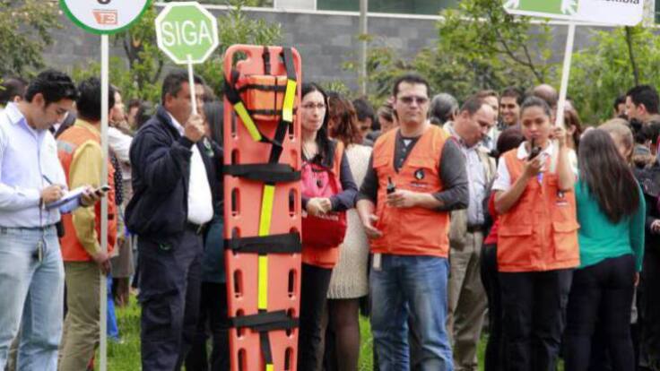 Capitán Enrique Reyes, del Cuerpo de Bomberos de Pereira habla sobre la importancia de prepararnos para un desastre natural