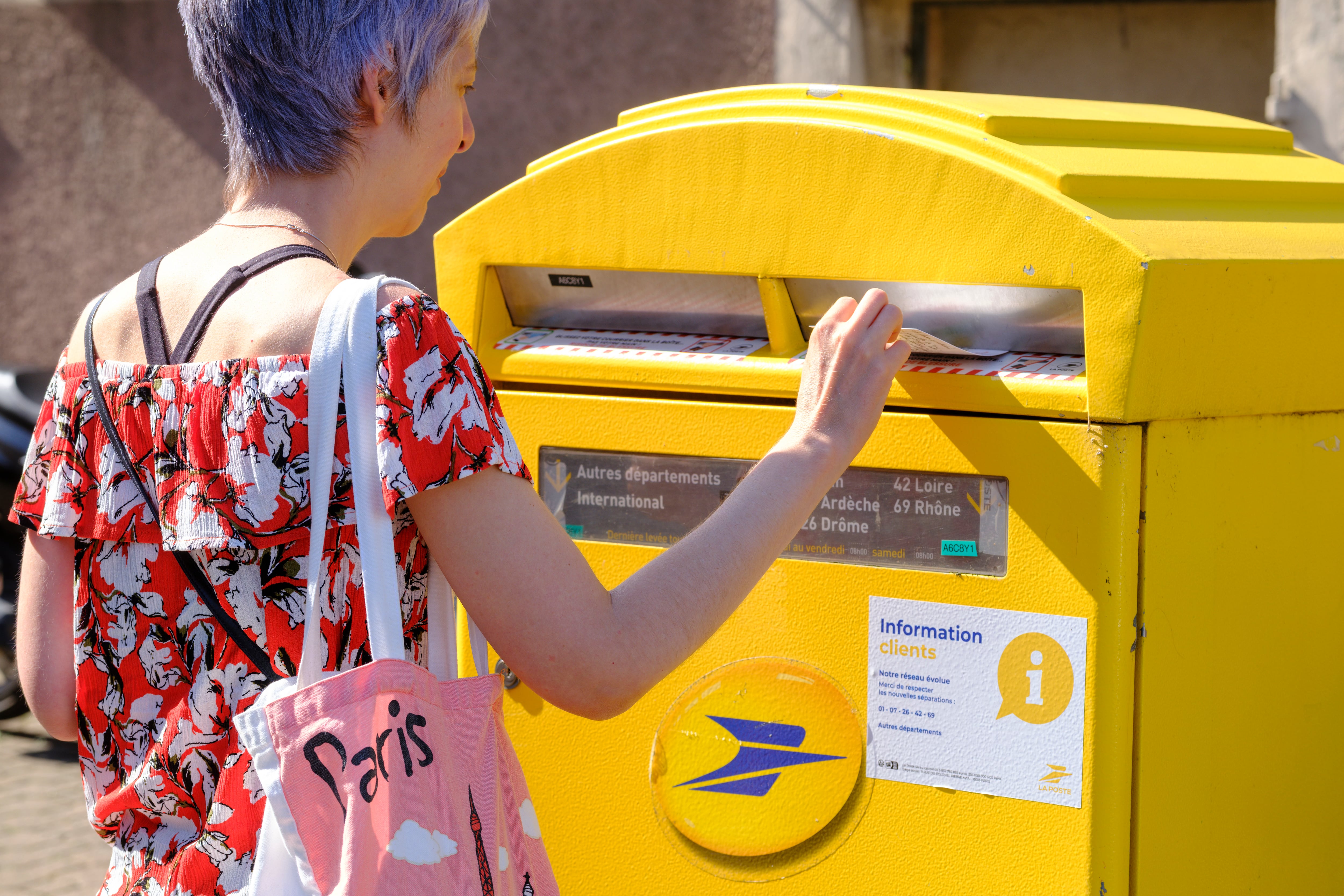 El servicio postal confirmó que el ciberataque fue una sobrecarga de solicitudes a su página web.
(Foto:     Thierry Monasse/Getty Images)
