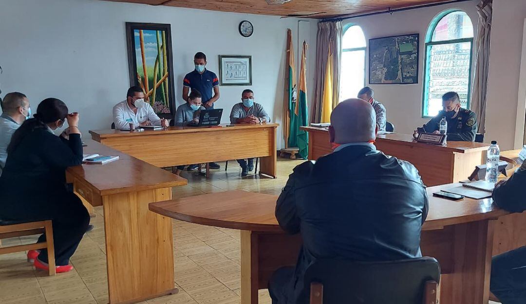 Buscan fortalecer la seguridad en La Merced