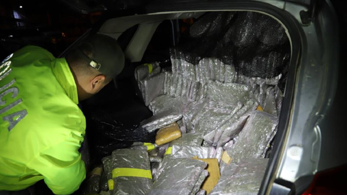 En una camioneta era movilizado un alijo de droga en Manizales