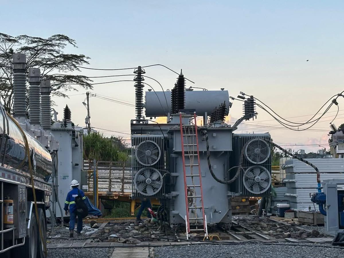 ¡Atención! Se restablece el servicio de energía en los municipios del sur de Santander