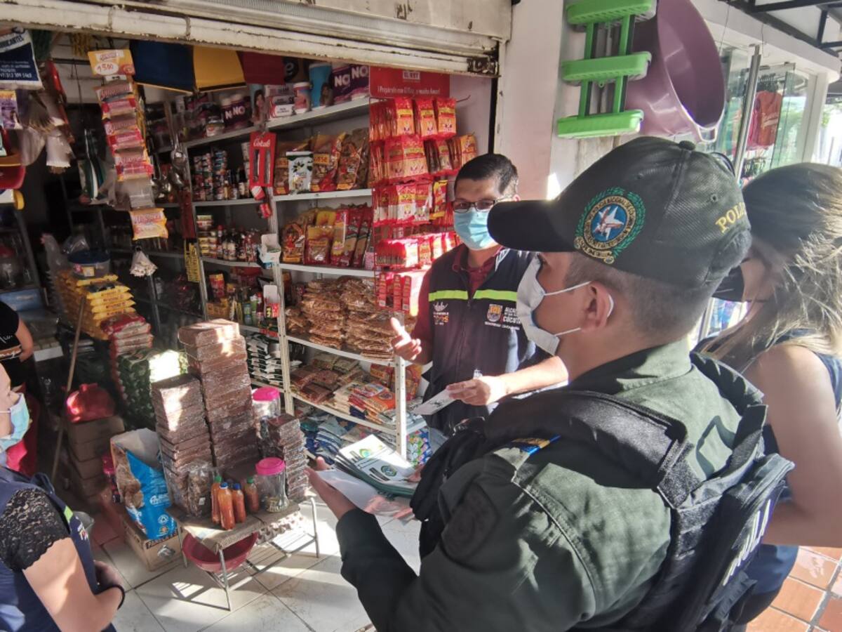 Autoridades comprometen vigilancia al comercio
