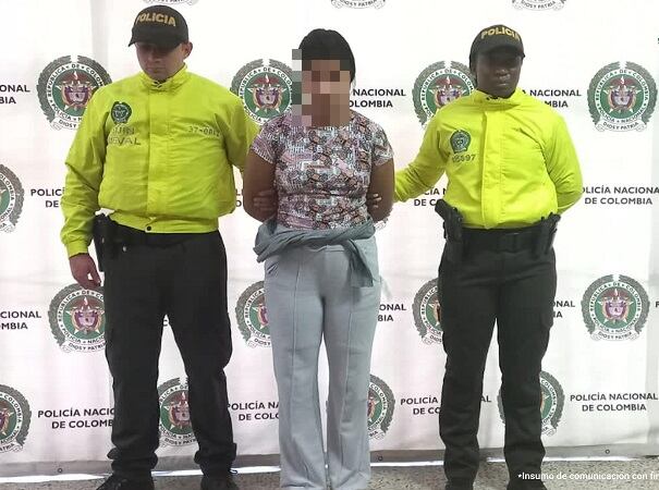 Mujer capturado acusada de asesinar  aun estadounidense- foto fiscalía