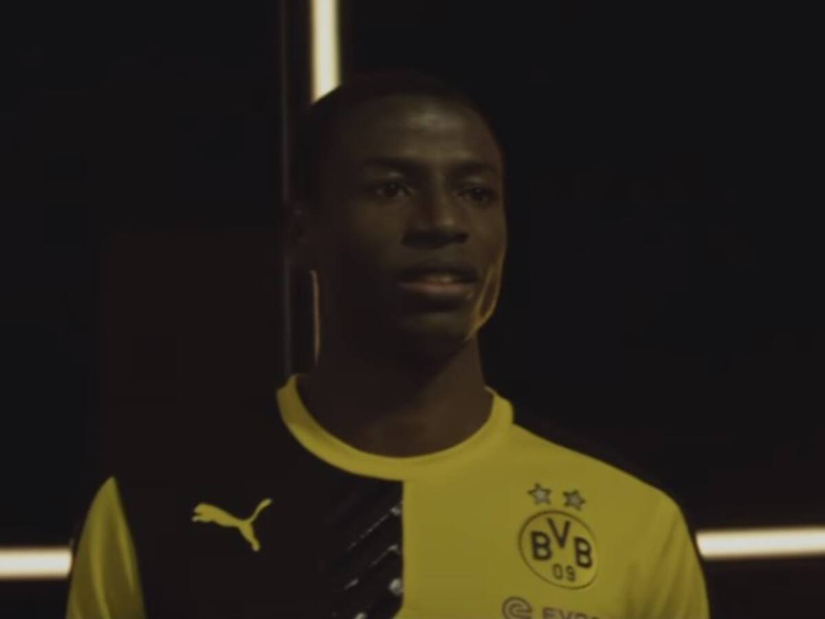 Adrián Ramos y sus compañeros hacen el “Jingle balls” navideño del Borussia