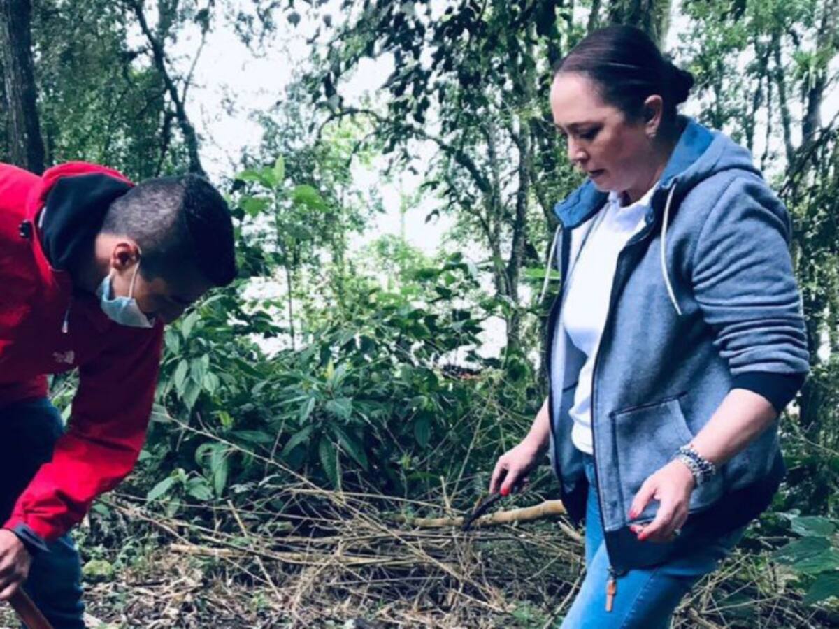 Secretaría de Medio Ambiente siembra 110 árboles en Villa Kempis